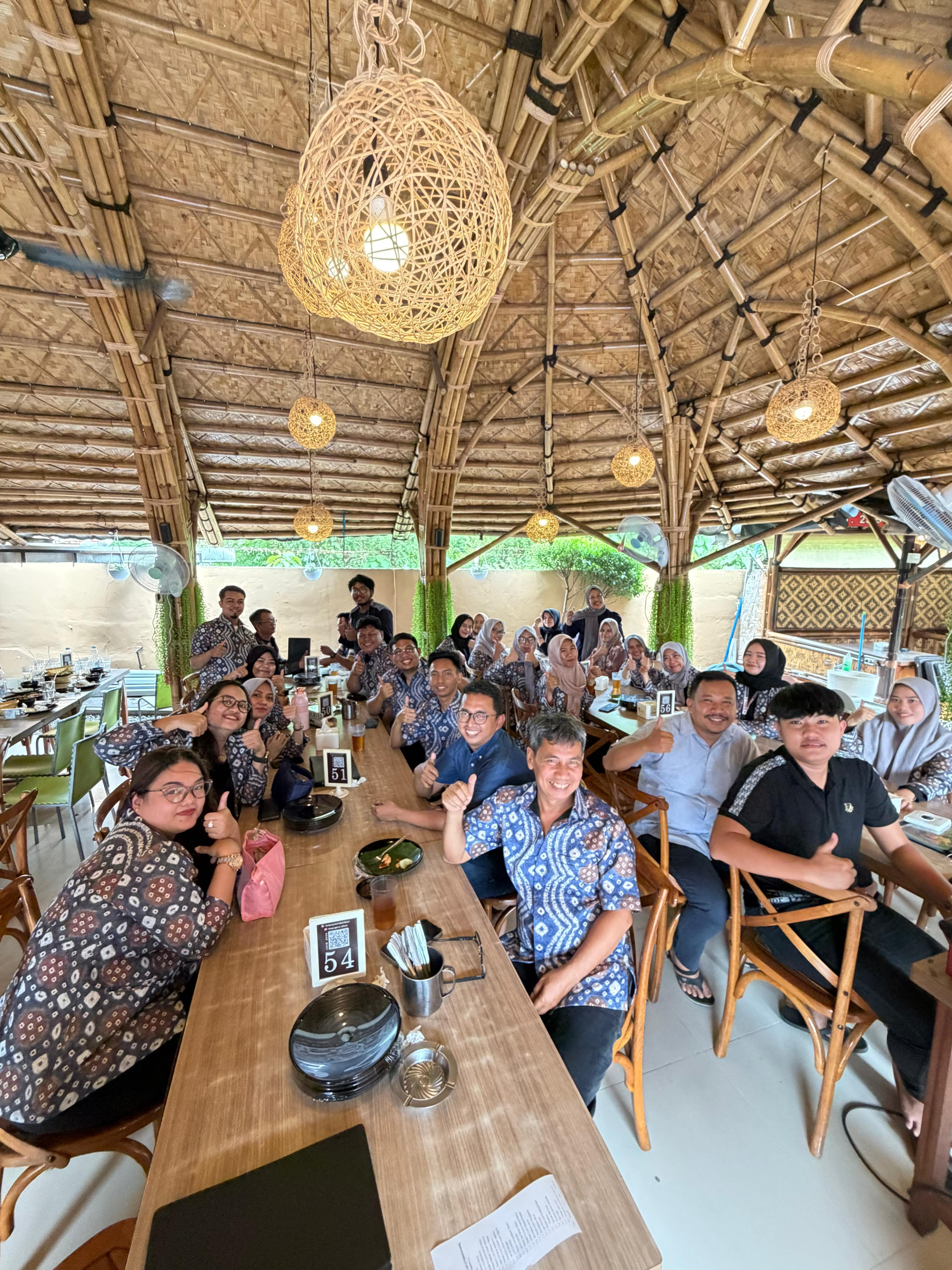Makan Bersama Karyawan Pusat JPILP